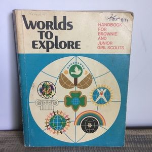 Girl Scouts worlds to explore vintage 1977 handbook